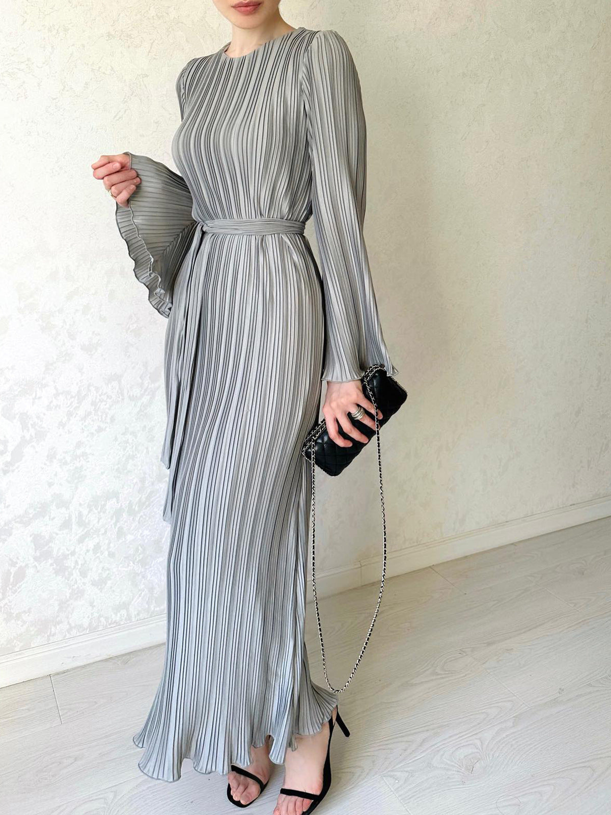 Elegant Pleated Maxi Dress