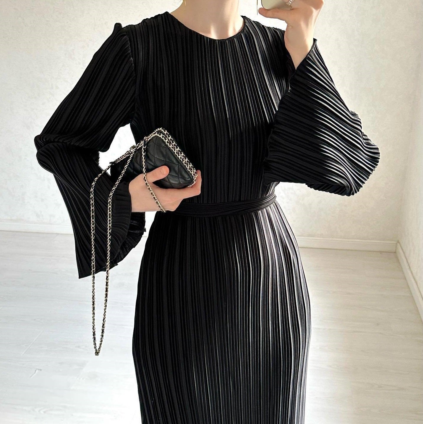 Elegant Pleated Maxi Dress